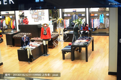 服裝超市與日用百貨銷(xiāo)售 雙翼齊飛的零售新模式